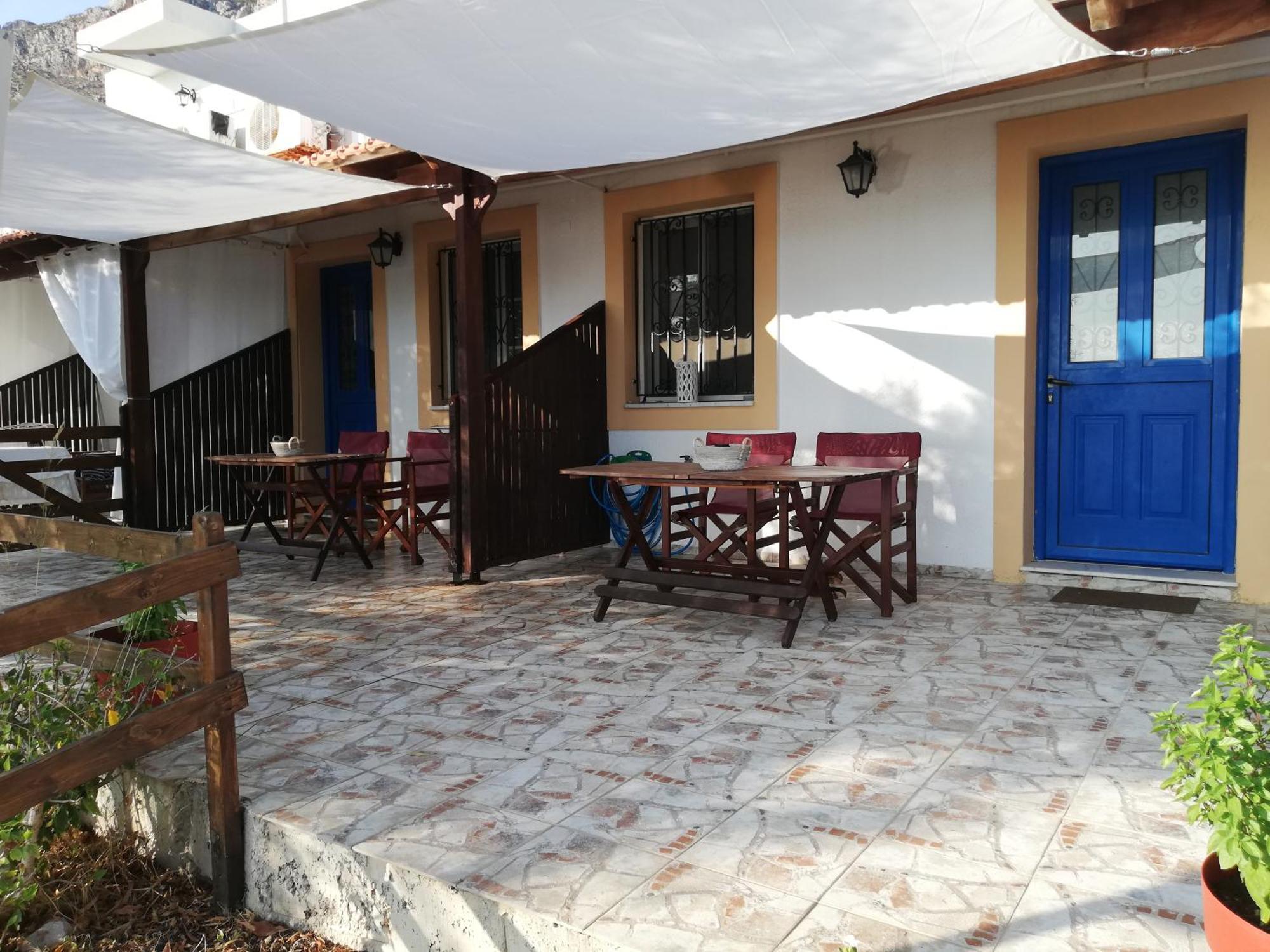 Panormitis Pizanias Houses Skalia Exterior photo