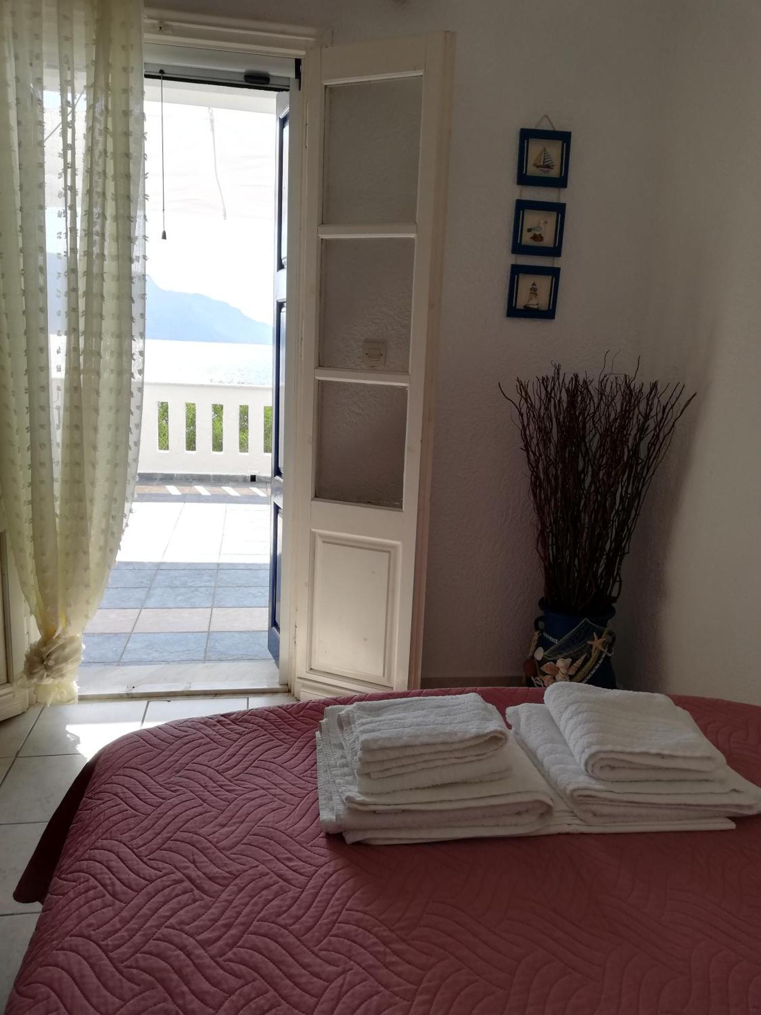 Panormitis Pizanias Houses Skalia Exterior photo