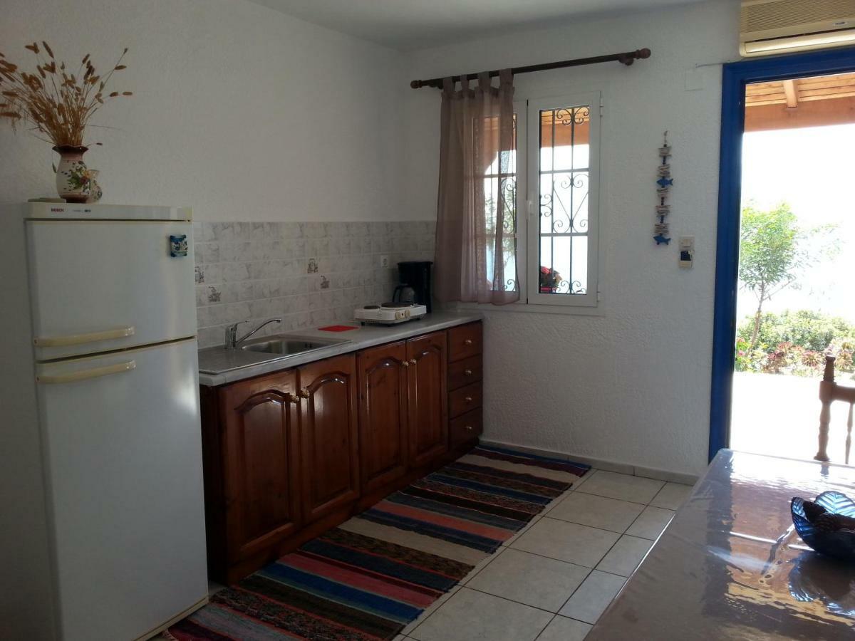 Panormitis Pizanias Houses Skalia Exterior photo